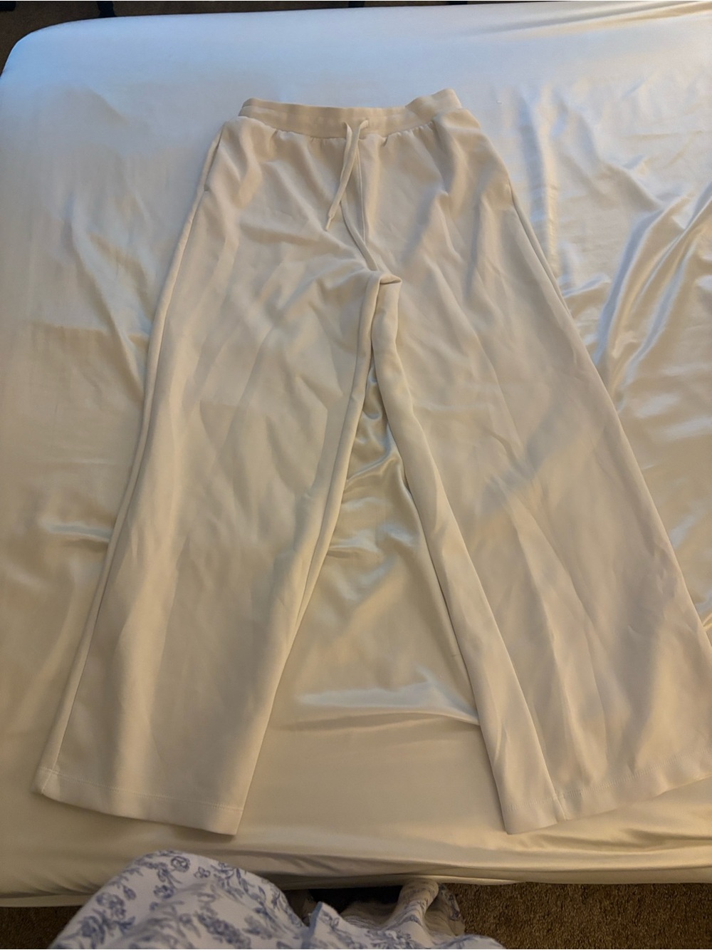 all in motion Wide-Leg Drawstring Pants in Cream